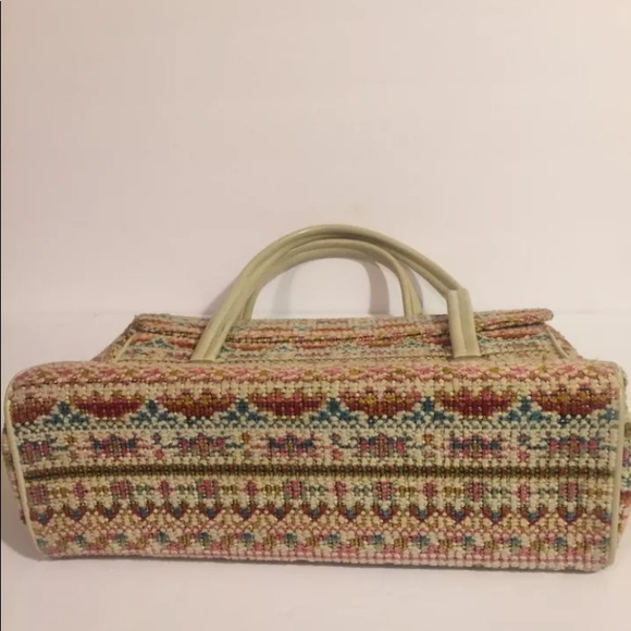 Vtg Tapestry  Handbag Vinyl Handles Lock Closure - Picture 3 of 4